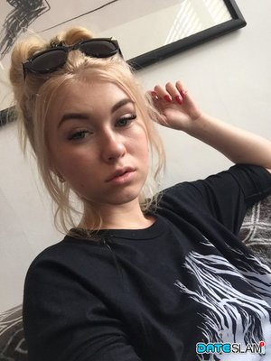 18 year old girl Hailey Little takes off yoga attire to stand naked